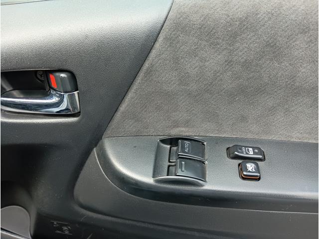 ハイエースワゴン グランドキャビン(18枚目)