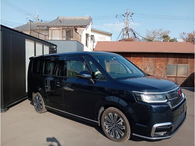 ステップワゴン ｅ：ＨＥＶスパーダ　プレミアムライン　ｅ：ＨＥＶ　ＳＰＡＤＡ　ＰＲＥＭＩＵＭ　ＬＩＮＥ★マルチビューカメラ！★パワーテールゲート！★ブラインドスポット！★シートヒーター！（3枚目）