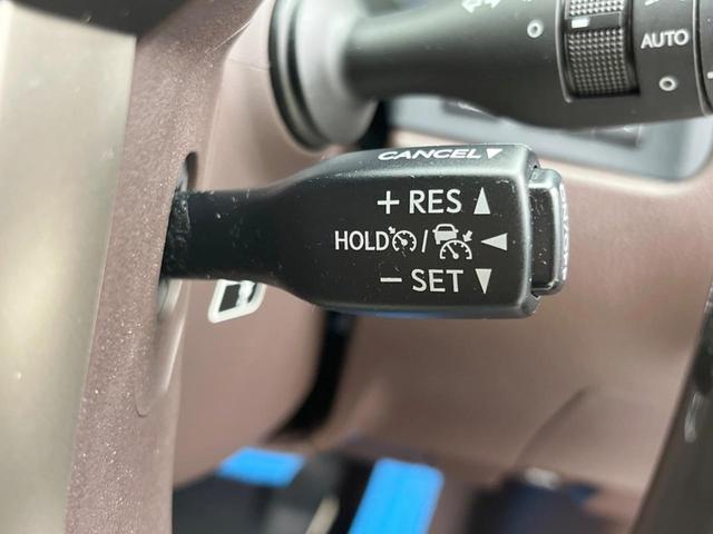 RX450h バージョンL ホワイトレザーシート メーカーナビ パノラミックビューモニター セーフティシステムプラス 3眼LEDヘッド 純正20インチアルミ シーケンシャルターンランプ ハンズフリーパワーバックドア ETC(5枚目)