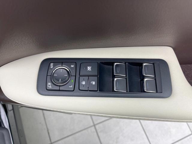 RX450h バージョンL ホワイトレザーシート メーカーナビ パノラミックビューモニター セーフティシステムプラス 3眼LEDヘッド 純正20インチアルミ シーケンシャルターンランプ ハンズフリーパワーバックドア ETC(27枚目)