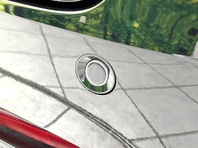 ｅＫスペース Ｍ　衝突被害軽減システム　禁煙車　コーナーセンサー　車線逸脱警報　オートライト　ドライブレコーダー　純正１４インチホイール　オーディオ（4枚目）