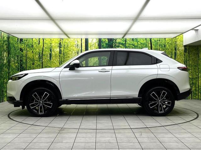 ヴェゼル ｅ：ＨＥＶ　Ｚ　登録済未使用車　純正７インチナビ　バックカメラ　アダプティブクルーズコントロール　ＬＥＤヘッドライト　純正１８インチアルミ　ハーフレザーシート　パワーバックドア　コーナーセンサー　ＥＴＣ（40枚目）
