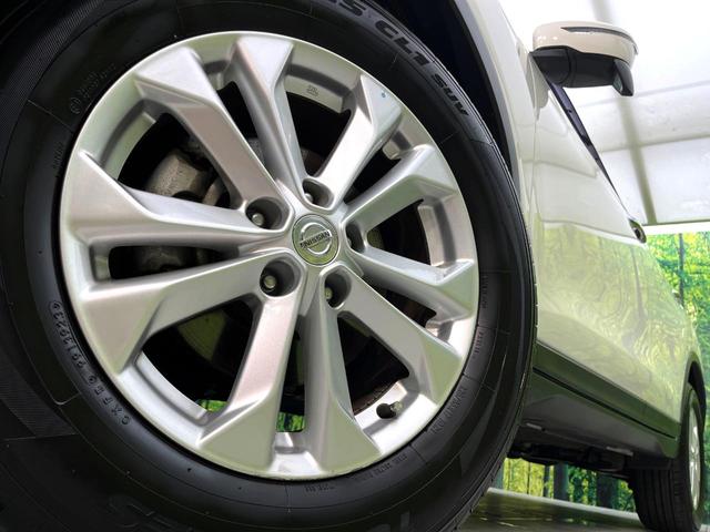 エクストレイル ２０Ｘ　エマージェンシーブレーキパッケージ　４ＷＤ　ｓｔｒａｄａナビ　シートヒーター　ＥＴＣ　インテリジェントキー　ＬＥＤヘッドライト　オートライト　純正１７インチアルミホイール　ｂｌｕｅｔｏｏｔｈ再生　フルセグＴＶ　禁煙車　コーナーセンサー（13枚目）
