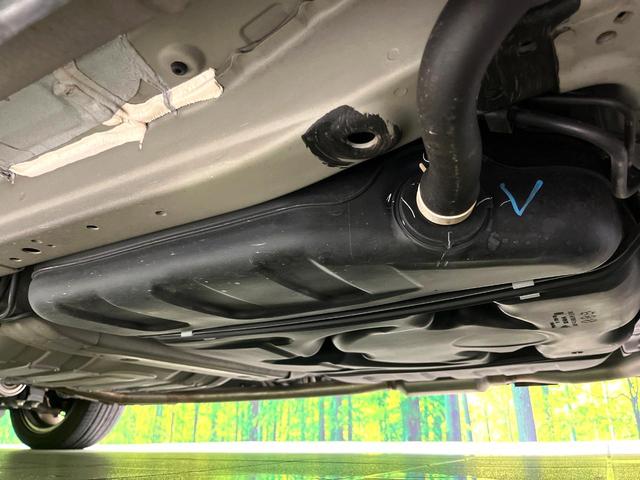 オデッセイハイブリッド ｅ：ＨＥＶアブソルート・ＥＸ　後席モニター　純正１０インチナビ　全周囲カメラ　両側電動ドア　電子パーキング　ホンダセンシング　ＬＥＤヘッド　ＥＴＣ２．０　ドラレコ　電動リアゲート　Ａｐｐｌｅ　ＣａｒＰｌａｙ　シートヒーター　禁煙車（23枚目）