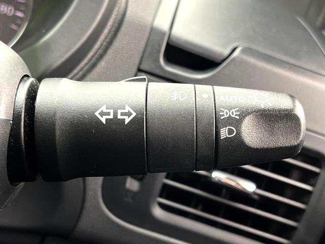 エクストレイル ２０Ｘ　禁煙車　４ＷＤ　純正ＳＤナビ　バックカメラ　レザーシート　全席シートヒーター　スマートキー　ＬＥＤヘッド　ルーフレール　ビルトインＥＴＣ　オートライト　Ｂｌｕｅｔｏｏｔｈ　ＣＤ　ＤＶＤ再生　フルセグ（24枚目）