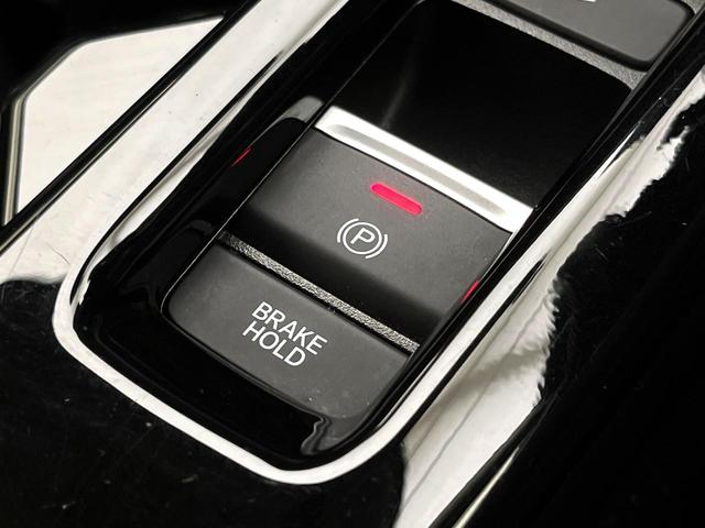 ヴェゼル ｅ：ＨＥＶ　Ｘ　純正９型ナビ　禁煙車　バックカメラ　ホンダセンシング　パドルシフト　スマートキー　ワイヤレス充電器　コーナーセンサー　純正１６インチアルミ　オートエアコン　オートブレーキホールド　ＥＴＣ（38枚目）