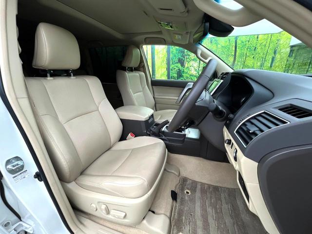 ランドクルーザープラド ＴＸ　Ｌパッケージ　サンルーフ　ＳＤナビ　禁煙車　後席モニター　バックカメラ　シートベンチレーション　ＥＴＣ　パワーシート　レーダークルーズ　セーフティセンス　純正１９インチアルミ　４ＷＤ　スマートキー　オートエアコン（7枚目）
