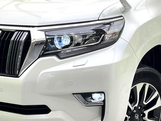 ランドクルーザープラド ＴＸ　Ｌパッケージ　サンルーフ　ＳＤナビ　禁煙車　後席モニター　バックカメラ　シートベンチレーション　ＥＴＣ　パワーシート　レーダークルーズ　セーフティセンス　純正１９インチアルミ　４ＷＤ　スマートキー　オートエアコン（12枚目）