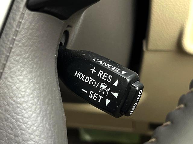 ランドクルーザープラド ＴＸ　Ｌパッケージ　サンルーフ　ＳＤナビ　禁煙車　後席モニター　バックカメラ　シートベンチレーション　ＥＴＣ　パワーシート　レーダークルーズ　セーフティセンス　純正１９インチアルミ　４ＷＤ　スマートキー　オートエアコン（28枚目）