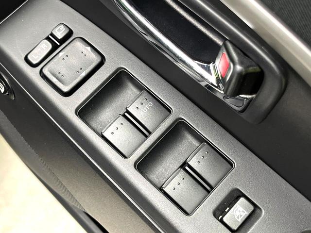 プレマシー 20S-スカイアクティブ 純正ナビ バックカメラ 両側パワースライドドア ETC HIDヘッドライト 純正15インチアルミホイール オートライト アドバンストキー アイドリングストップ オートエアコン フロントフォグランプ(44枚目)