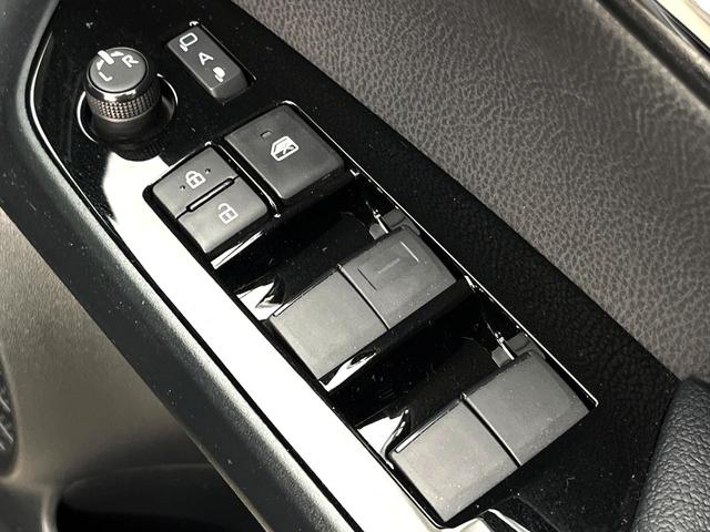 プリウス Sツーリングセレクション 禁煙車 セーフティセンス BIGX9型ナビ バックカメラ レーダークルーズコントロール シートヒーター ETC LEDヘッド オートライト 横滑り防止装置 純正17インチアルミ  スマートキー(27枚目)