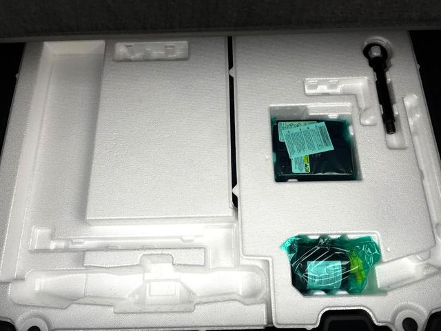 プリウス Z モデリスタエアロ 禁煙車 純正12.3インチナビ 全周囲カメラ シートベンチレーション デジタルインナーミラー ブラインドスポット パワーバックドア 純正19インチアルミ シートメモリー LEDヘッド(49枚目)