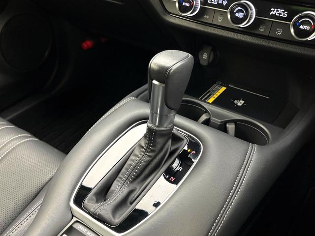 ZR-V Z 純正9インチディスプレイ BOSEサウンド付き 全周囲カメラ 禁煙車 ホンダセンシング アダプティブクルーズコントロール ステアリングヒーター シートメモリー シートヒーター パワーバックドア ETC(30枚目)