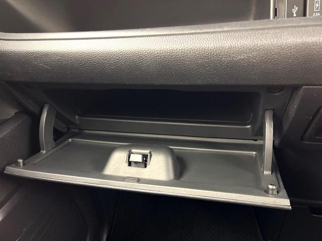 N-BOXカスタム Lターボ 禁煙車 純正ナビ バックカメラ ターボ 両側電動スライドドア シートヒーター ホンダセンシング ETC パドルシフト オートライト オートエアコン 純正15インチアルミ LEDヘッド スマートキー(45枚目)