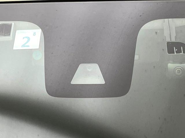 ルークス ハイウェイスター Gターボプロパイロットエディション 禁煙車 エマージェンシーブレーキ 純正9型ナビ 全周囲カメラ レーダークルーズ ETC 両側電動スライドドア LEDヘッドライト Bluetooth再生 車線逸脱防止装置 コーナーセンサー(6枚目)