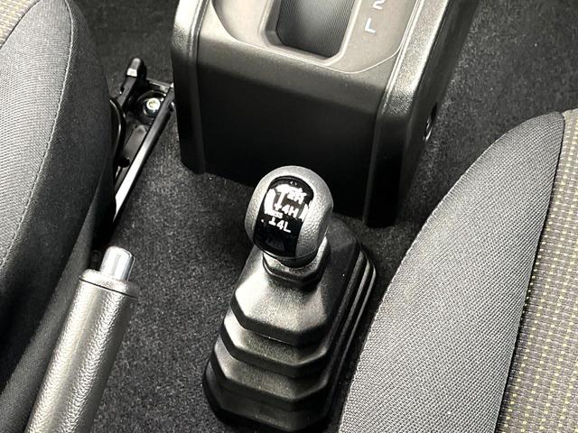 ジムニー XC 禁煙車 シートヒーター クルコン スマートキー セーフティサポート オートエアコン オートライト LEDヘッド 4WD 純正16インチアルミ アイドリングストップ 横滑り防止装置(35枚目)