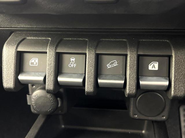 ジムニーノマド FC 禁煙車 純正ディスプレイオーディオ バックカメラ セーフティサポート レーダークルーズコントロール シートヒーター オートエアコン オートライト 電動格納ミラー 純正15インチアルミ LEDヘッド(32枚目)