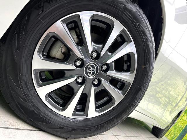 エスクァイア ハイブリッドＧｉ　プレミアムパッケージ　フリップダウンモニター　純正１０インチナビ　バックカメラ　トヨタセーフティセンス　両側パワースライドドア　シートヒーター　ステアリングヒーター　ドライブレコーダー　スマートキー　ＬＥＤヘッドライト（13枚目）