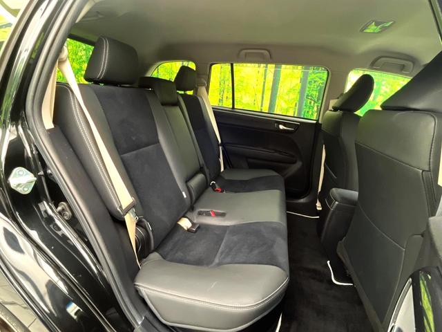 カローラフィールダー ハイブリッドG エアロツアラー・ダブルバイビー 禁煙車 純正SDナビ オートエアコン キーレス ETC 電動格納ドアミラー HIDヘッドライト 純正15インチアルミホイール ステアリングスイッチ アイドリングストップ HIDフロントフォグランプ(9枚目)