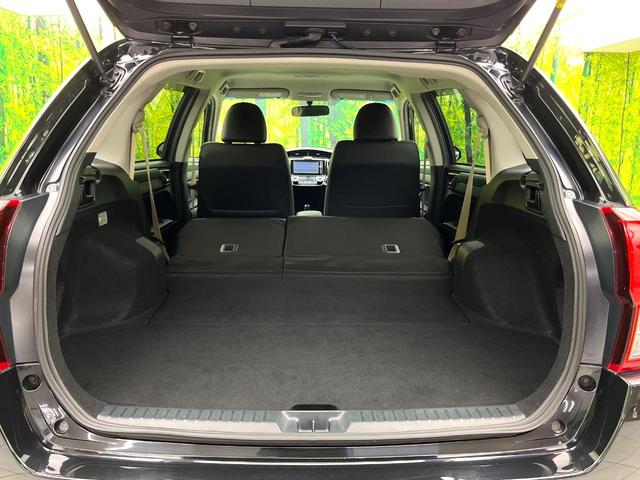 カローラフィールダー ハイブリッドG エアロツアラー・ダブルバイビー 禁煙車 純正SDナビ オートエアコン キーレス ETC 電動格納ドアミラー HIDヘッドライト 純正15インチアルミホイール ステアリングスイッチ アイドリングストップ HIDフロントフォグランプ(10枚目)