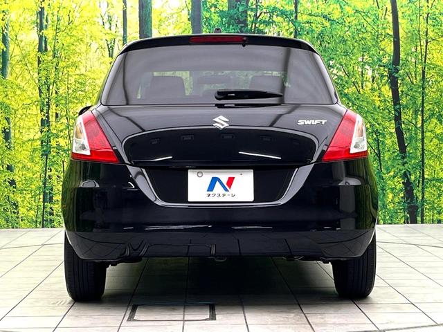スイフト ＸＧ　禁煙車　ＫＥＮＷＯＯＤナビ　ＣＤ　ＤＶＤ再生　ＬＥＤヘッドライト　オートエアコン　スマートキー　１５インチアルミホイール　電動格納ミラー　横滑り防止装置　フロアマット（15枚目）