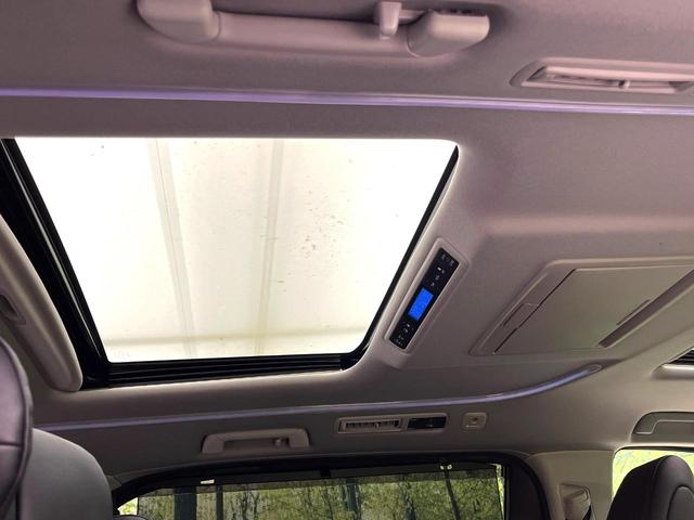 アルファード 2.5S Cパッケージ サンルーフ 後席モニター 純正10.5型ナビ バックカメラ 両側電動ドア ETC メモリー機能付パワーシート レーダークルーズコントロール コーナーセンサー フルセグTV 電動オットマン 禁煙車(4枚目)