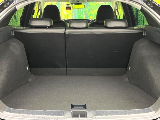 プリウス S 禁煙車 トヨタセーフティセンス アルパイン9インチナビ バックカメラ レーダークルーズコントロール ドライブレコーダー ETC スマートキー オートエアコン オートライト(10枚目)