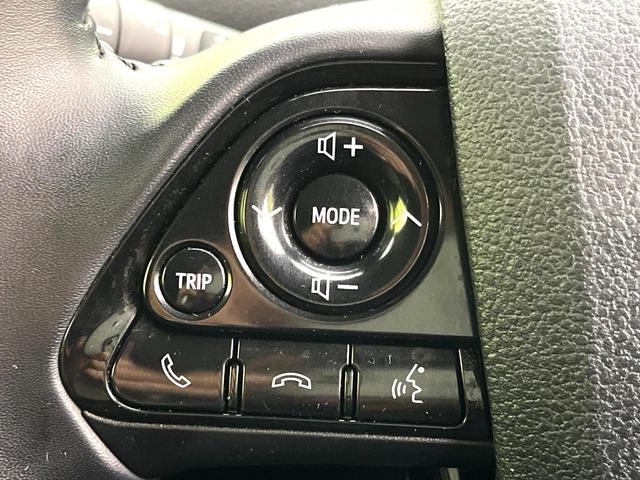 プリウス S 禁煙車 トヨタセーフティセンス アルパイン9インチナビ バックカメラ レーダークルーズコントロール ドライブレコーダー ETC スマートキー オートエアコン オートライト(27枚目)