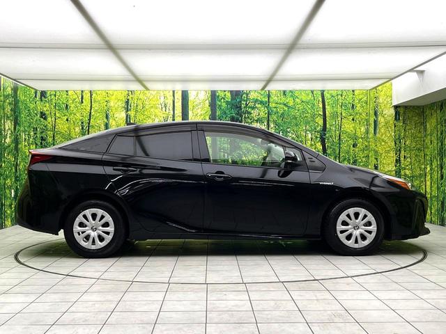 プリウス S 禁煙車 トヨタセーフティセンス アルパイン9インチナビ バックカメラ レーダークルーズコントロール ドライブレコーダー ETC スマートキー オートエアコン オートライト(41枚目)