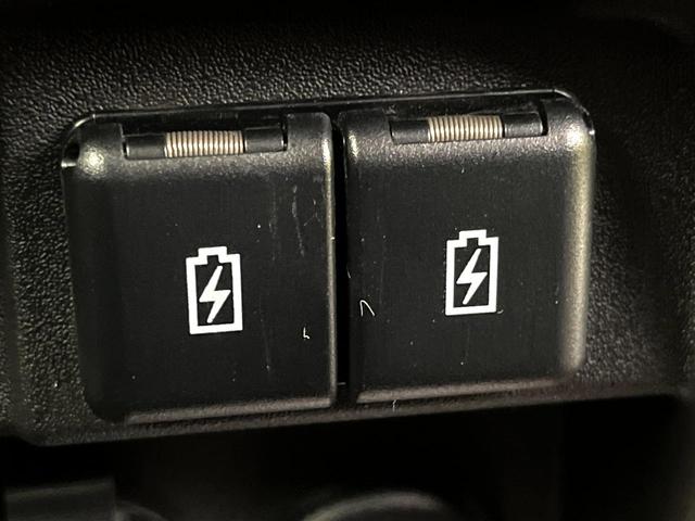 スペーシアカスタム ハイブリッドXSターボ 禁煙車 純正9型ナビ 全周囲カメラ 両側パワースライドドア コーナーセンサー LEDヘッドライト 純正15インチアルミ スマートキー 純正革巻きステアリング アイドリングストップ ドラレコ ETC(45枚目)