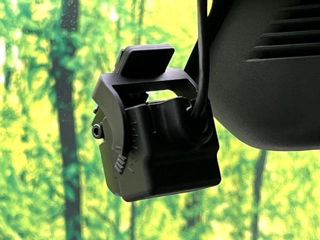 スペーシアカスタム ハイブリッドXSターボ 禁煙車 純正9型ナビ 全周囲カメラ 両側パワースライドドア コーナーセンサー LEDヘッドライト 純正15インチアルミ スマートキー 純正革巻きステアリング アイドリングストップ ドラレコ ETC(46枚目)