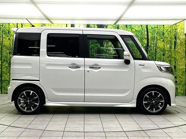 スペーシアカスタム ハイブリッドXSターボ 禁煙車 純正9型ナビ 全周囲カメラ 両側パワースライドドア コーナーセンサー LEDヘッドライト 純正15インチアルミ スマートキー 純正革巻きステアリング アイドリングストップ ドラレコ ETC(51枚目)