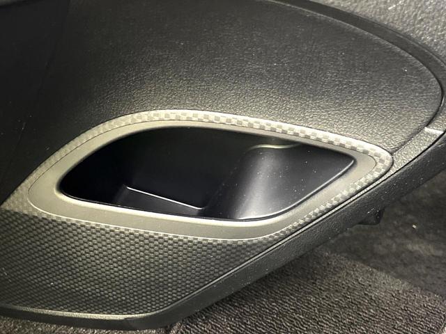 シエンタ ハイブリッド ファンベースG 禁煙車 モデリスタエアロ 純正ナビ バックカメラ 両側パワースライドドア クルーズコントロール LEDヘッドライト オートマチックハイビーム スマートキー ドライブレコーダー ETC(53枚目)