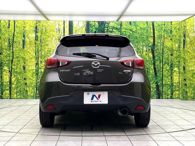 デミオ １３Ｓツーリング　５速ＭＴ　８型マツダコネクトナビ　バックカメラ　衝突軽減ブレーキシステム　スマートキー　ＬＥＤヘッド　純正１５インチアルミ　シートヒーター　オートエアコン　ＥＴＣ　オートライト　電動格納ミラー（15枚目）