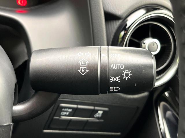 デミオ １３Ｓツーリング　５速ＭＴ　８型マツダコネクトナビ　バックカメラ　衝突軽減ブレーキシステム　スマートキー　ＬＥＤヘッド　純正１５インチアルミ　シートヒーター　オートエアコン　ＥＴＣ　オートライト　電動格納ミラー（26枚目）