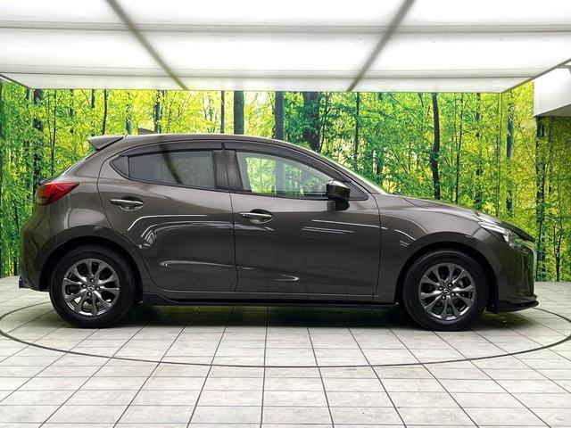 デミオ １３Ｓツーリング　５速ＭＴ　８型マツダコネクトナビ　バックカメラ　衝突軽減ブレーキシステム　スマートキー　ＬＥＤヘッド　純正１５インチアルミ　シートヒーター　オートエアコン　ＥＴＣ　オートライト　電動格納ミラー（50枚目）