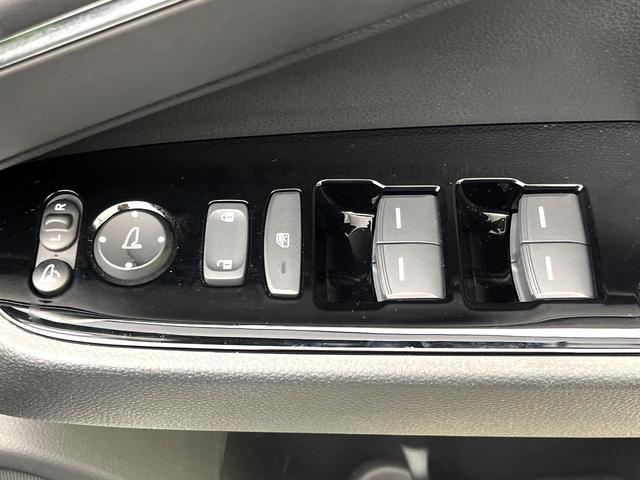 ヴェゼル e:HEV Z 禁煙車 純正9型ナビ バックカメラ ホンダセンシング ブラインドスポットモニター パワーバックドア ETC2.0 パドルシフト ワイヤレス充電 ステアリングヒーター シートヒーター LEDヘッド(21枚目)