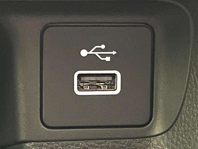 ヴェゼル e:HEV Z 禁煙車 純正9型ナビ バックカメラ ホンダセンシング ブラインドスポットモニター パワーバックドア ETC2.0 パドルシフト ワイヤレス充電 ステアリングヒーター シートヒーター LEDヘッド(41枚目)