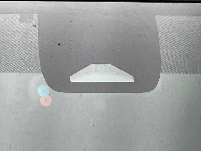 ノア S-Z 禁煙車 セーフティセンス ディスプレイオーディオ フリップダウンモニター バックカメラ 両側電動スライドドア パワーバックドア LEDヘッド シートヒーター ハーフレザーシート スマートキー(3枚目)