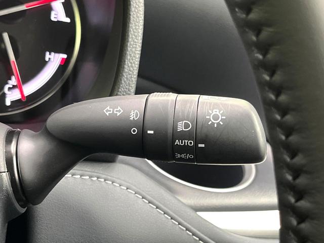 ノア S-Z 禁煙車 セーフティセンス ディスプレイオーディオ フリップダウンモニター バックカメラ 両側電動スライドドア パワーバックドア LEDヘッド シートヒーター ハーフレザーシート スマートキー(25枚目)