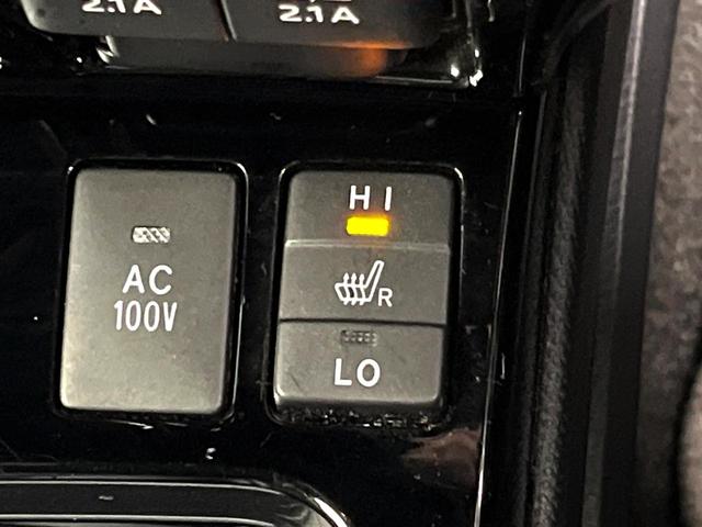 エスクァイア ハイブリッドGiプレミアムパッケジブラックテーラード 禁煙車 純正9型ナビ バックカメラ シートヒーター 両側電動スライドドア LEDヘッド セーフティセンス 純正15インチアルミ スマートキー ETC オートエアコン クルコン オートライト(5枚目)