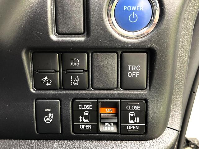 エスクァイア ハイブリッドGiプレミアムパッケジブラックテーラード 禁煙車 純正9型ナビ バックカメラ シートヒーター 両側電動スライドドア LEDヘッド セーフティセンス 純正15インチアルミ スマートキー ETC オートエアコン クルコン オートライト(6枚目)