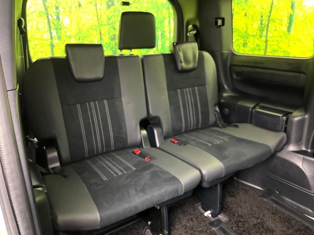 エスクァイア ハイブリッドGiプレミアムパッケジブラックテーラード 禁煙車 純正9型ナビ バックカメラ シートヒーター 両側電動スライドドア LEDヘッド セーフティセンス 純正15インチアルミ スマートキー ETC オートエアコン クルコン オートライト(9枚目)