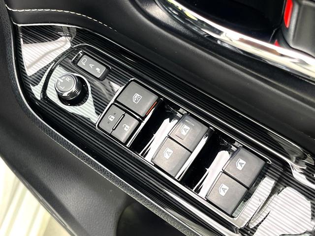 エスクァイア ハイブリッドGiプレミアムパッケジブラックテーラード 禁煙車 純正9型ナビ バックカメラ シートヒーター 両側電動スライドドア LEDヘッド セーフティセンス 純正15インチアルミ スマートキー ETC オートエアコン クルコン オートライト(21枚目)