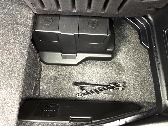 エスクァイア ハイブリッドGiプレミアムパッケジブラックテーラード 禁煙車 純正9型ナビ バックカメラ シートヒーター 両側電動スライドドア LEDヘッド セーフティセンス 純正15インチアルミ スマートキー ETC オートエアコン クルコン オートライト(42枚目)