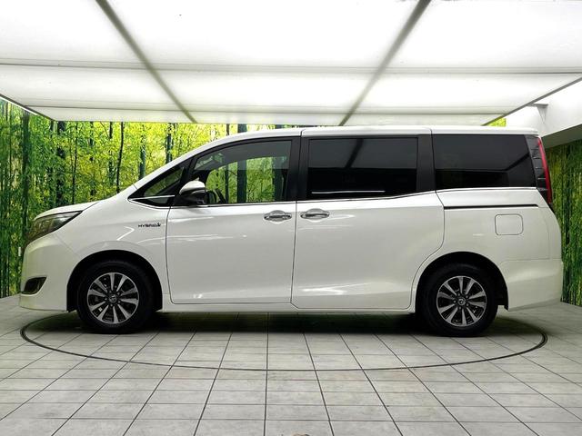 エスクァイア ハイブリッドGiプレミアムパッケジブラックテーラード 禁煙車 純正9型ナビ バックカメラ シートヒーター 両側電動スライドドア LEDヘッド セーフティセンス 純正15インチアルミ スマートキー ETC オートエアコン クルコン オートライト(56枚目)