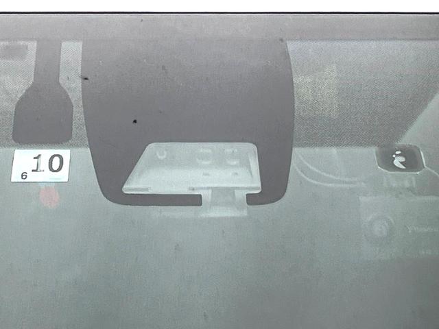 エスクァイア ハイブリッドGiプレミアムパッケジブラックテーラード 禁煙車 純正9型ナビ バックカメラ シートヒーター 両側電動スライドドア LEDヘッド セーフティセンス 純正15インチアルミ スマートキー ETC オートエアコン クルコン オートライト(59枚目)