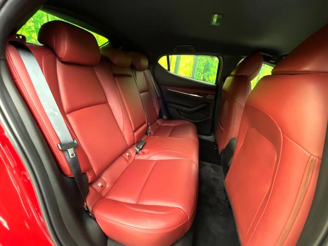 MAZDA3ファストバック Xバーガンディ セレクション 全周囲カメラ 衝突被害軽減システム レーダークルーズ 禁煙車 レザーシート パワーシート コーナーセンサー スマートキー LEDヘッド ビルトインETC オートハイビーム 車線逸脱警報 オートライト(9枚目)