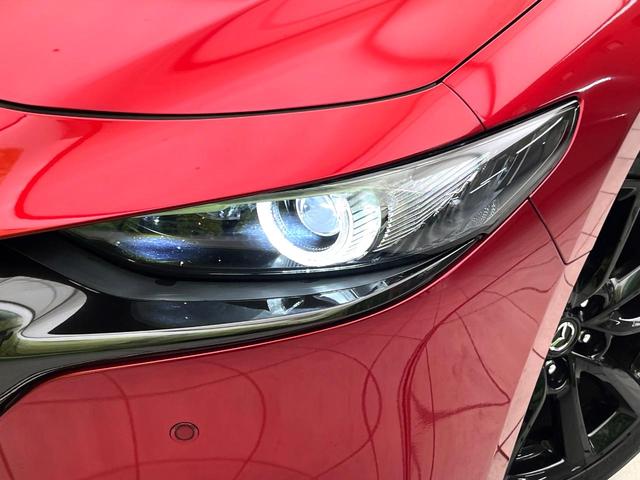 MAZDA3ファストバック Xバーガンディ セレクション 全周囲カメラ 衝突被害軽減システム レーダークルーズ 禁煙車 レザーシート パワーシート コーナーセンサー スマートキー LEDヘッド ビルトインETC オートハイビーム 車線逸脱警報 オートライト(12枚目)