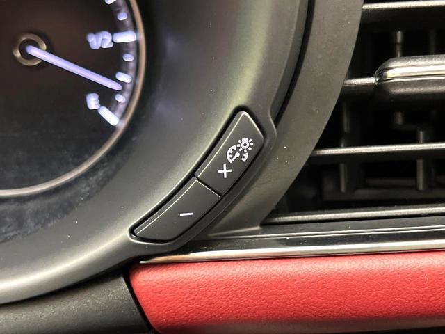 MAZDA3ファストバック Xバーガンディ セレクション 全周囲カメラ 衝突被害軽減システム レーダークルーズ 禁煙車 レザーシート パワーシート コーナーセンサー スマートキー LEDヘッド ビルトインETC オートハイビーム 車線逸脱警報 オートライト(44枚目)